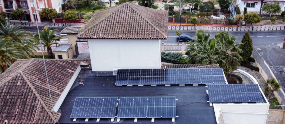 Placas solares Teatro 'El Jardinito'