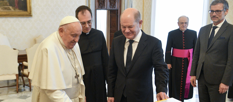 El Papa Francisco ha recibido al canciller alemán, Olof Scholz