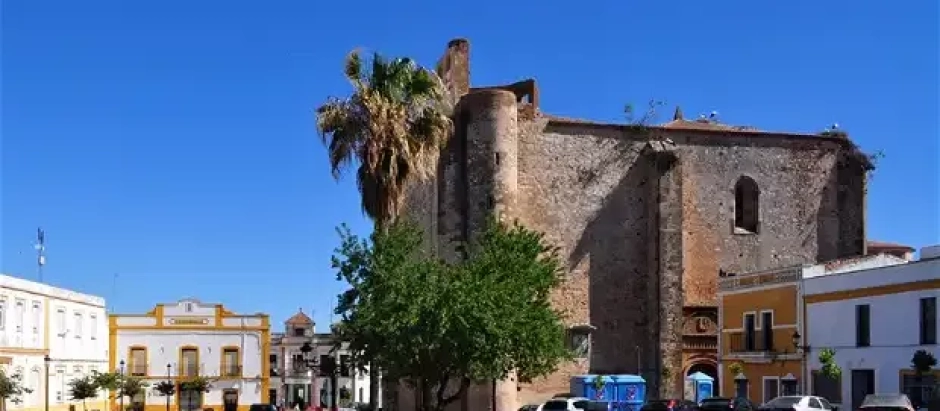 Iglesia de san Pedro de Almendral, Badajoz