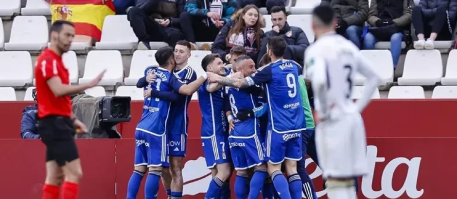 El Oviedo ganó 1-2 en Albacete