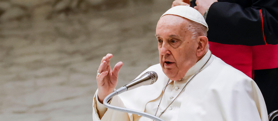 Papa Francisco desde el Vaticano da la Misa del Domingo de Ramos