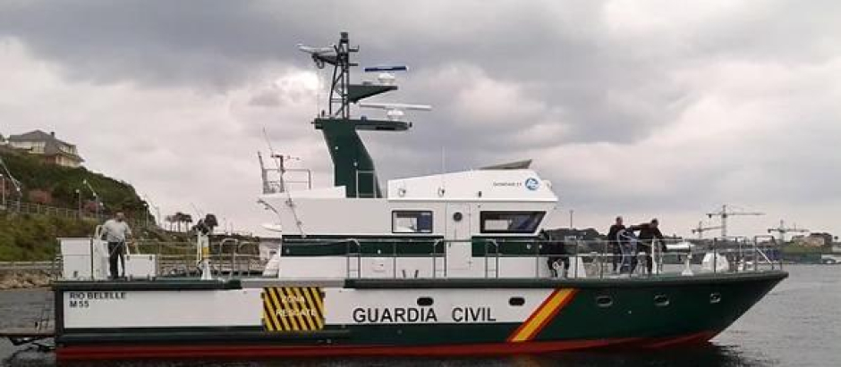La patrullera del Servicio Marítimo de la Guardia Civil de Algeciras que ha sido atacada