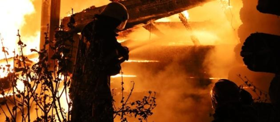 Destrozos en una central eléctrica en Odessa tras el impacto de un misil ruso