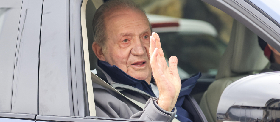 El Rey Juan Carlos, en Sangenjo, el pasado marzo
