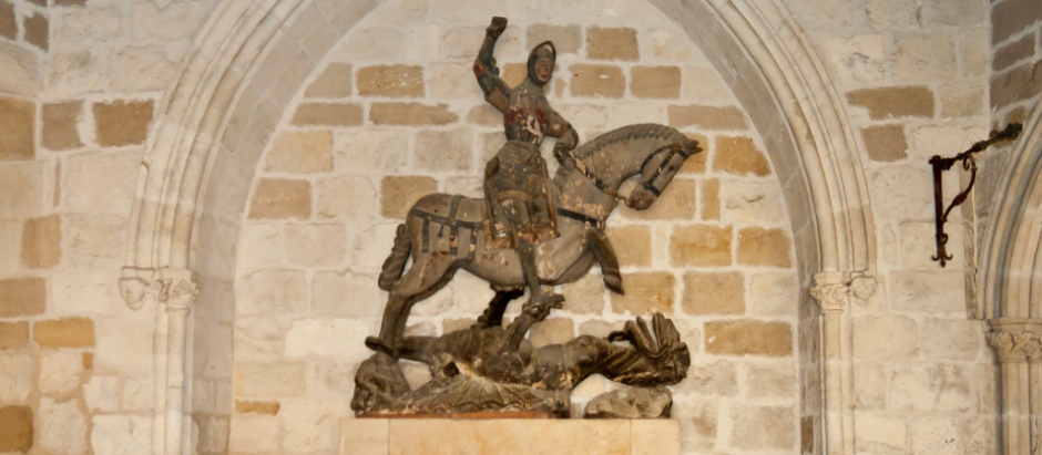 San Jorge y el dragón en la iglesia de san Miguel en Estella (Navarra)