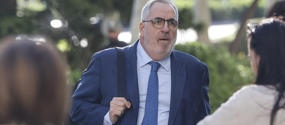 Vicente Cotino, a su llegada a la Audiencia Provincial de Valencia en el juicio del caso Erail