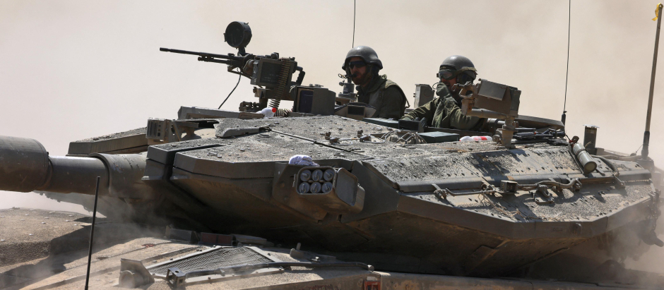 Un tanque en la frontera sur de Israel con la Franja de Gaza