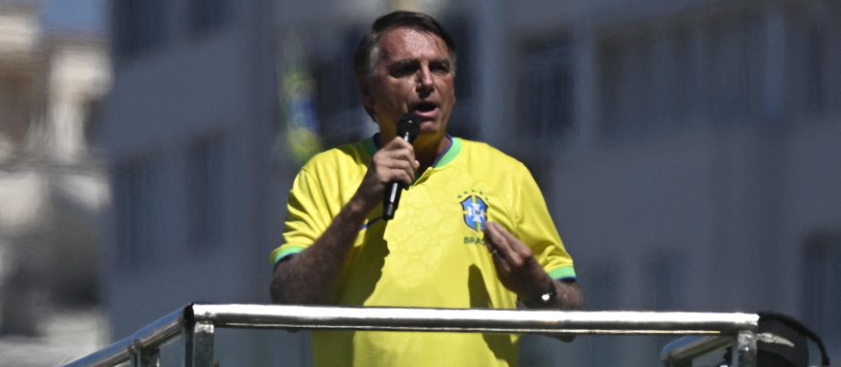 Jair Bolsonaro, expresidente de Brasil y líder opositor