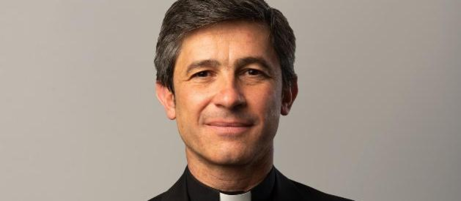 El sacerdote José Fernández Castiella