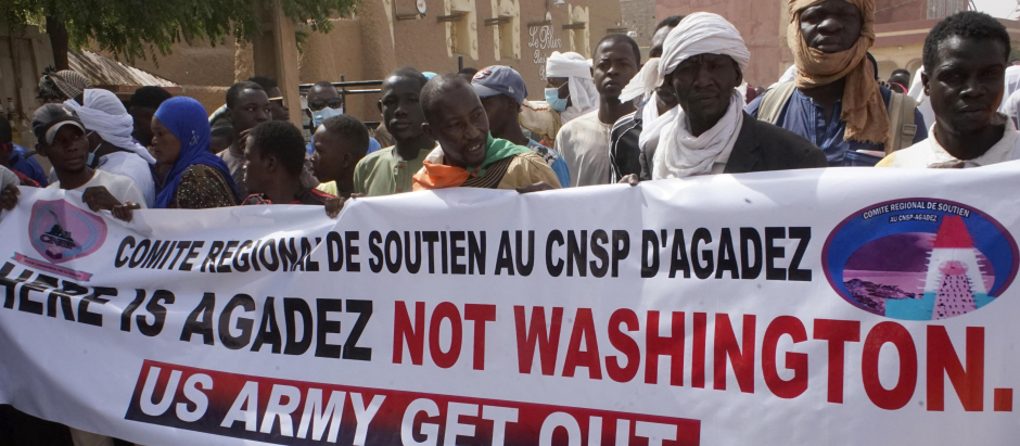 Manifestantes piden la expulsión de las tropas de EE.UU. en Níger
