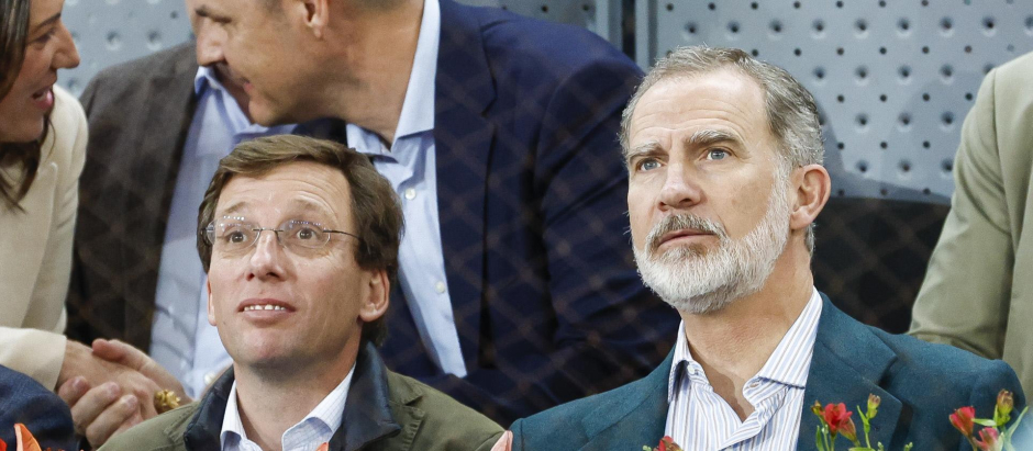 El Rey y el alcalde de Madrid, en el partido de Rafa Nadal contra Alex de Miñaur