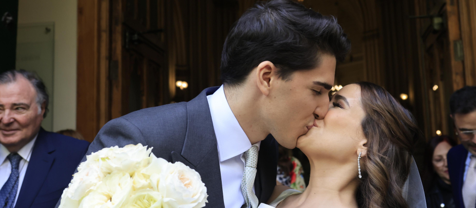 Javier García Obregón y Eugenia Gil se han casado este miércoles 1 de mayo en Madrid