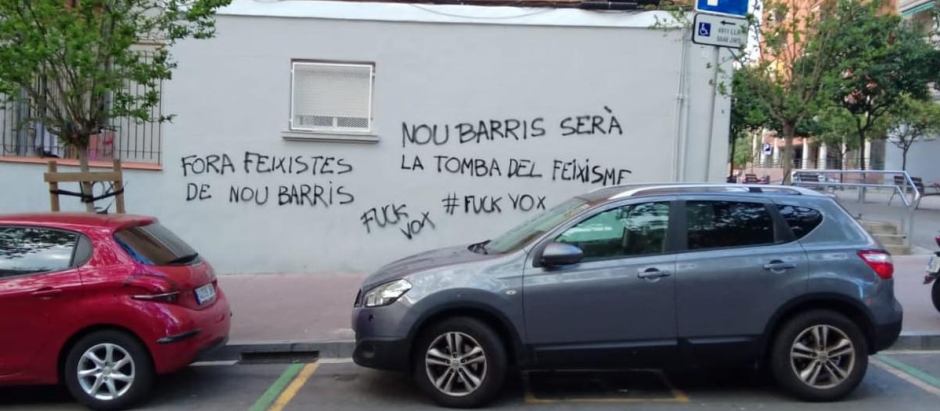 Pintadas contra Vox en Nou Barris, Barcelona