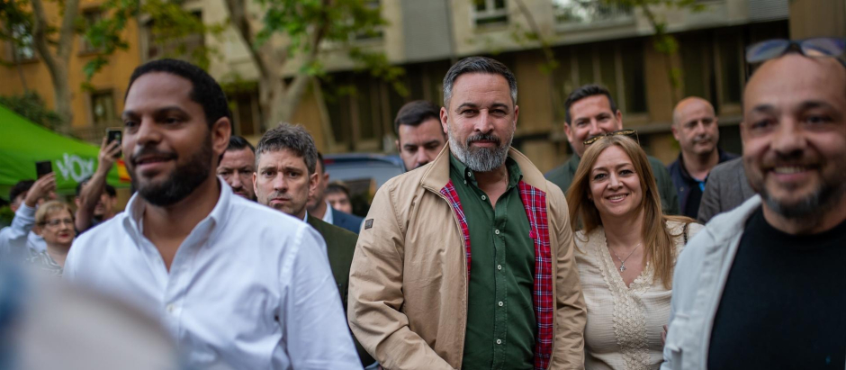Santiago Abascal e Ignacio Garriga, en un acto electoral en Cataluña