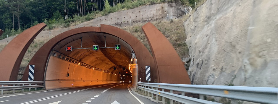 Túnel en España