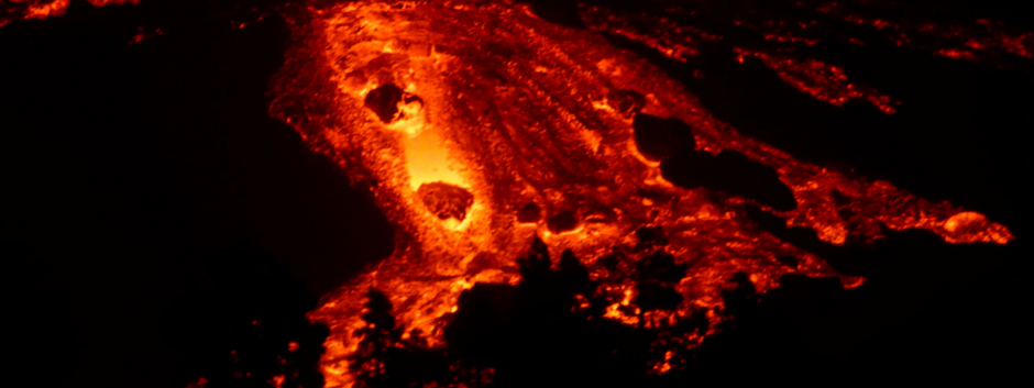 La lava del volcán Cumbre Vieja arrasa La Laguna