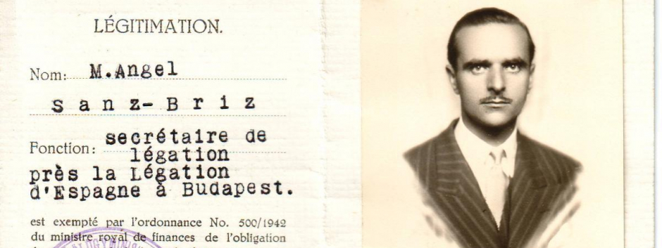 Pasaporte de Ángel Sanz Briz, embajador de España en Budapest en 1944