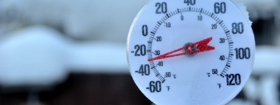 Un termómetro en bajas temperaturas