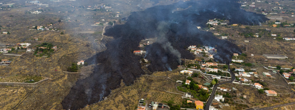 Vista aérea de la colada del volcán en septiembre