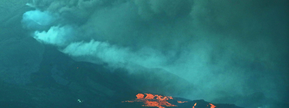 El volcán de Cumbre Vieja ha expulsado grandes cantidades de ceniza a la atmósfera