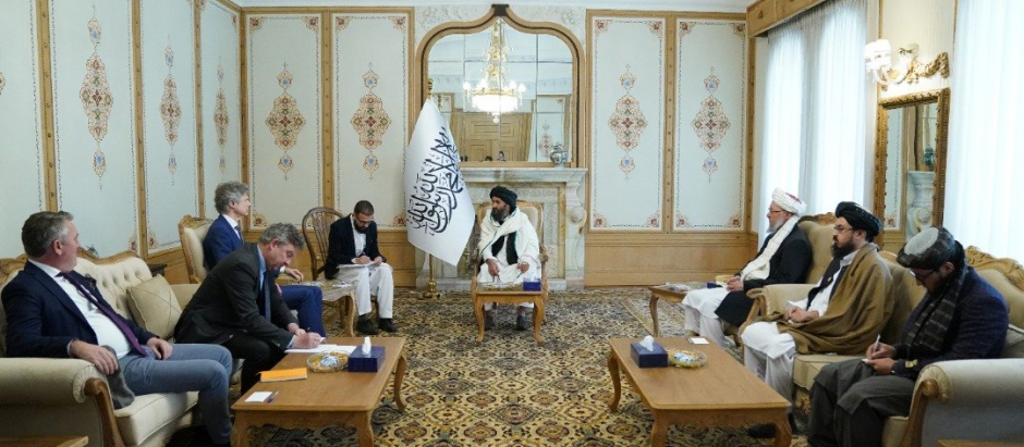 La delegación alemana recibida en Kabul por los talibanes
