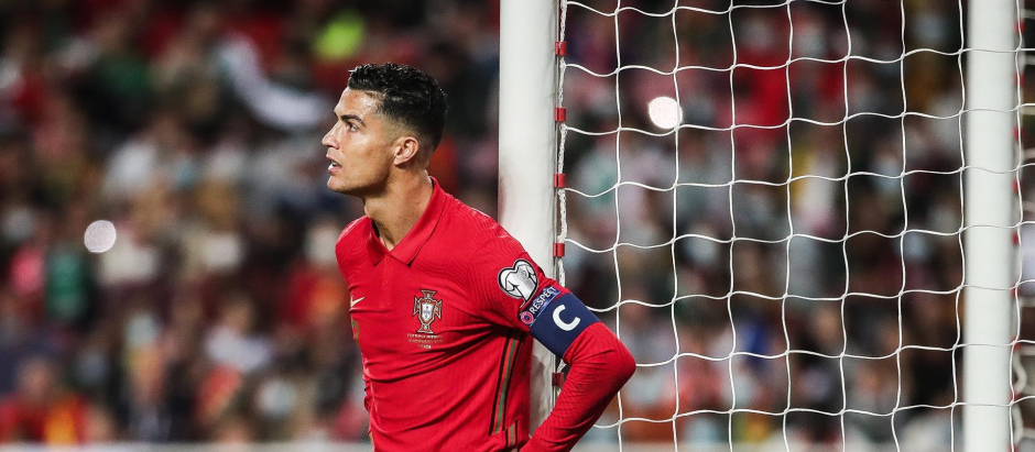 Cristiano Ronaldo no ha perdido el olfato goleador pero tiene que jugar la repesca con Portugal y acaban de cesar a Solskjaer en los diablos rojos