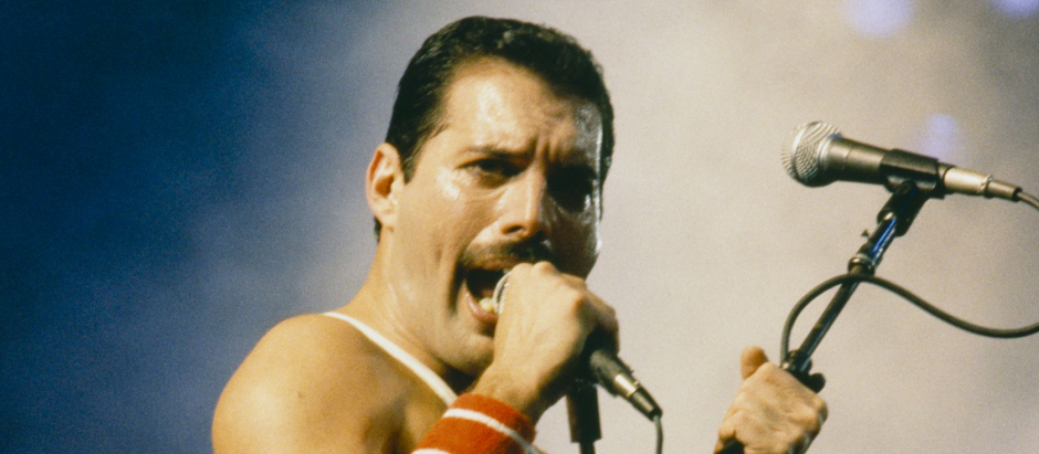 Freddie Mercury, cantante del grupo Queen, falleció el 24 de noviembre de 1991