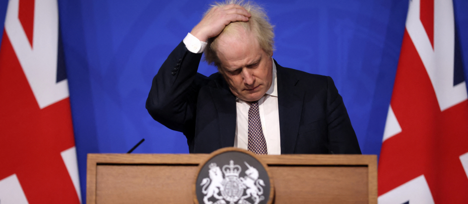 El primer ministro del Reino Unido, Boris Johnson, durante su comparecencia ante los medios de este sábado