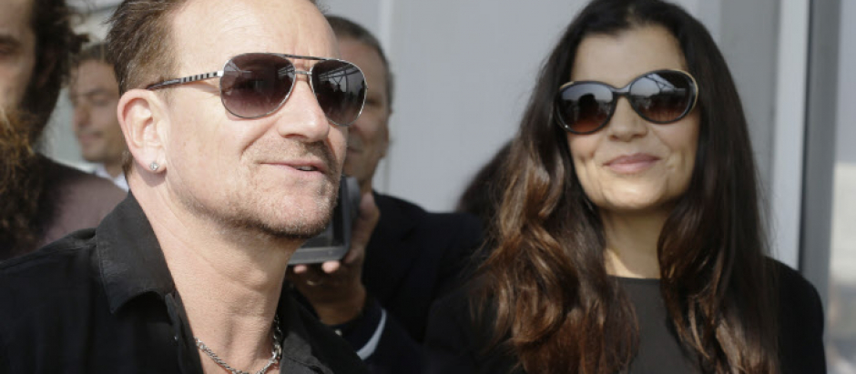 El cantante Bono y su mujer Alison Hewson en Italia