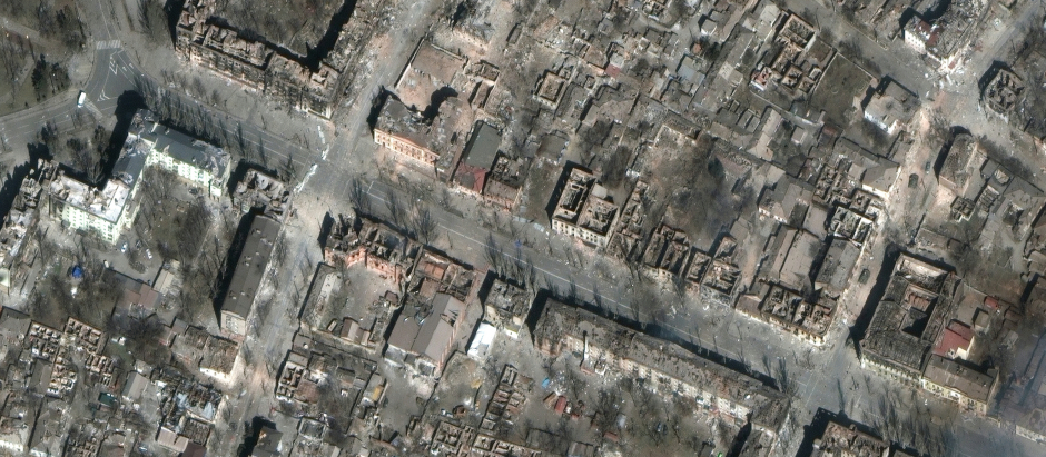 Imagen de satélite distribuida por Maxar Technologies de Mariúpol