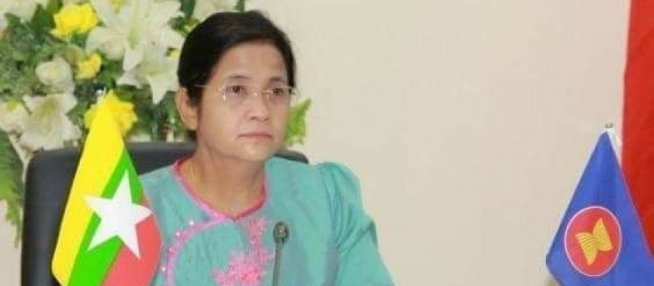 La vicegobernadora del Banco Central de Birmania, Than Than Swe.