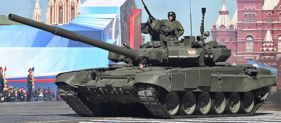 Un tanque T-90 en Moscú durante el desfile del Día de la Victoria en 2013