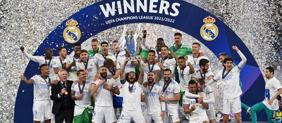 El Real Madrid celebra su decimocuarto título en la Copa de Europa