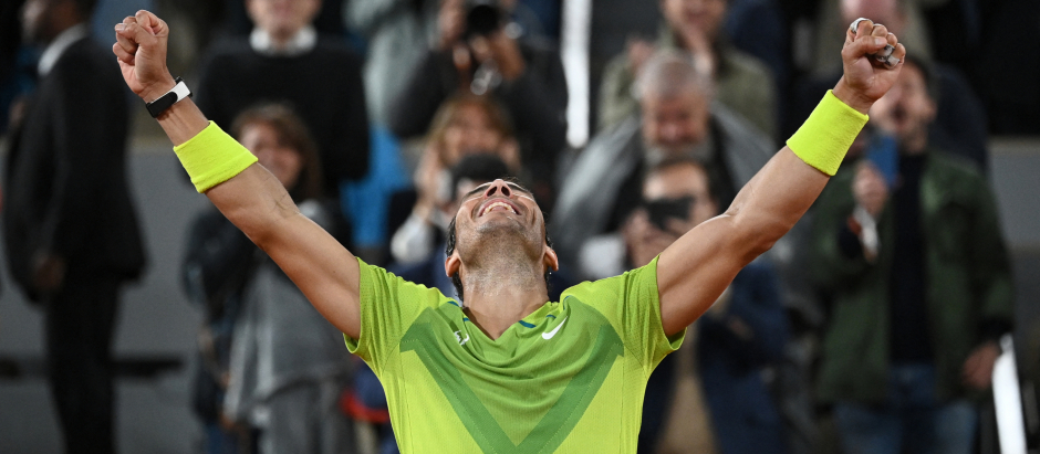 Nadal celebra la victoria sobre Djokovic