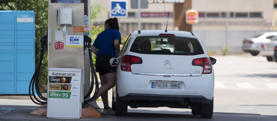 El precio de la gasolina supera claramente los 2 euros por litro