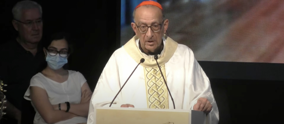 El cardenal Omella, presidente de la Conferencia Episcopal Española, durante la Eucaristía de la Asamblea Final de Sínodo