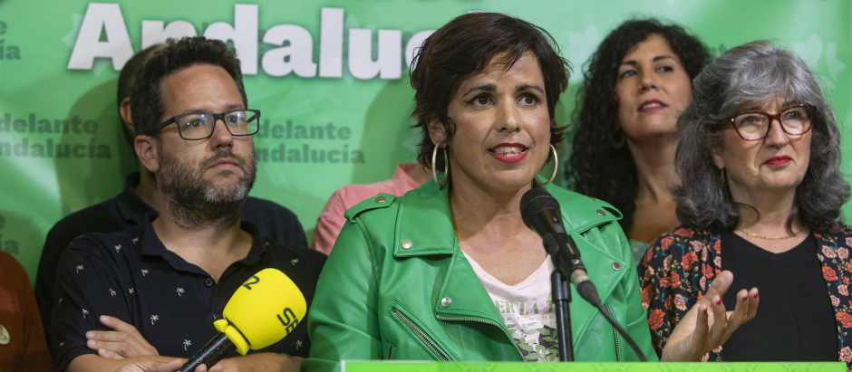 La candidata a la presidencia de Adelante Andalucía, Teresa Rodríguez, valora los resultados de las elecciones