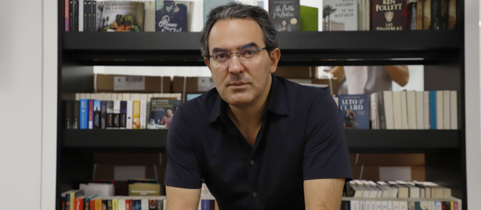 El escritor colombiano Juan Gabriel Vásquez