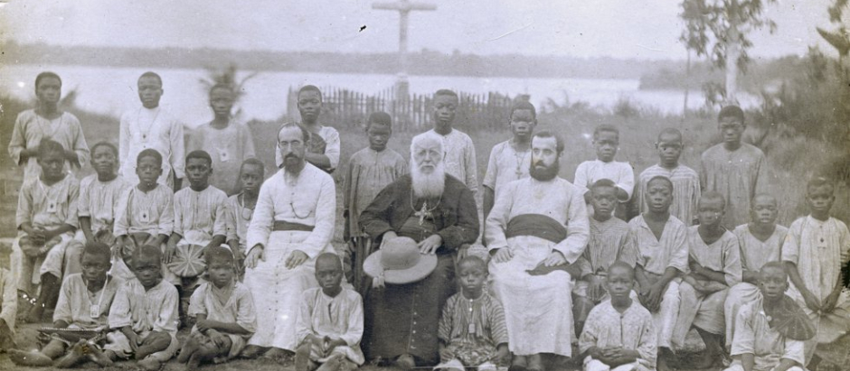 Misiones Claretianas en Fernando Poo, hacia 1920. Arxiu Pairal
