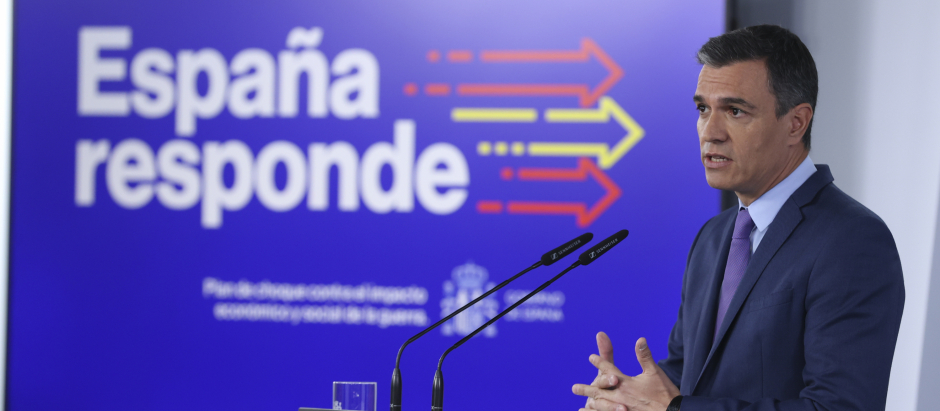 Pedro Sánchez, comparece en el Palacio de La Moncloa tras el Consejo de ministros extraordinario
