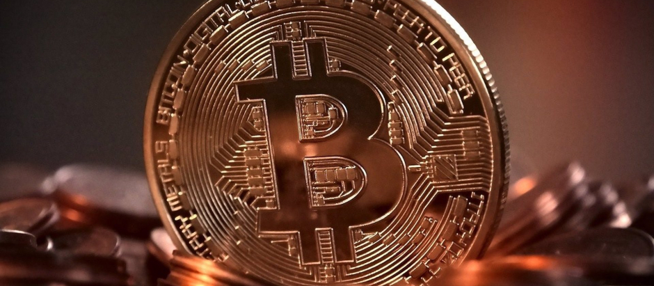 Crece la vigilancia sobre monedas como Bitcoin.