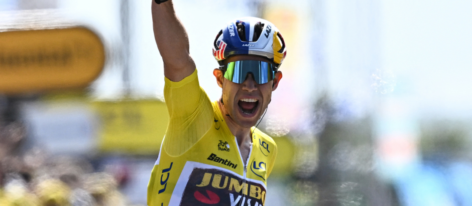 Wout Van Aert celebra al fin su primera victoria en el Tour de Francia
