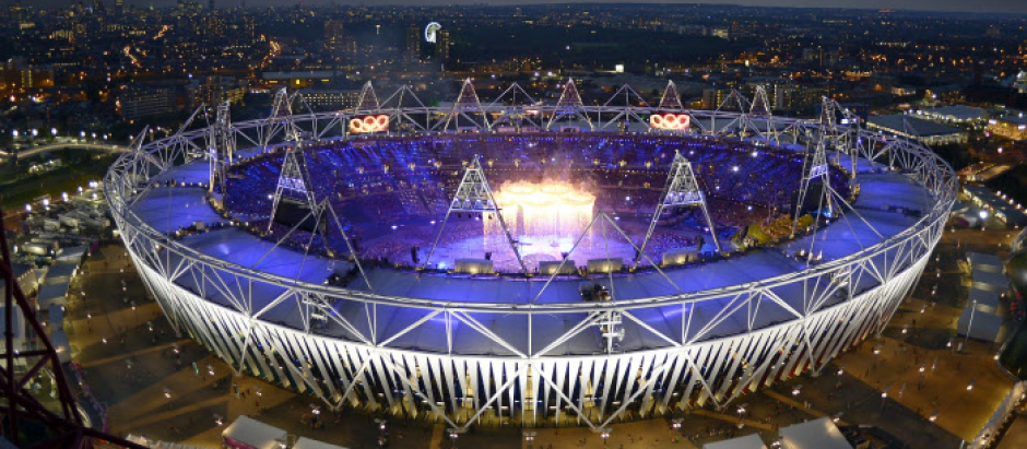 El Estadio Olímpico de Londres, durante la ceremonia de inauguración de los JJ.OO. de 2012