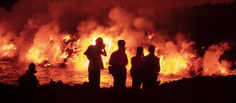 La iglesia se ha volcado en el drama de las familias que lo han perdido todo bajo el volcán de Cumbre Vieja, en la imagen