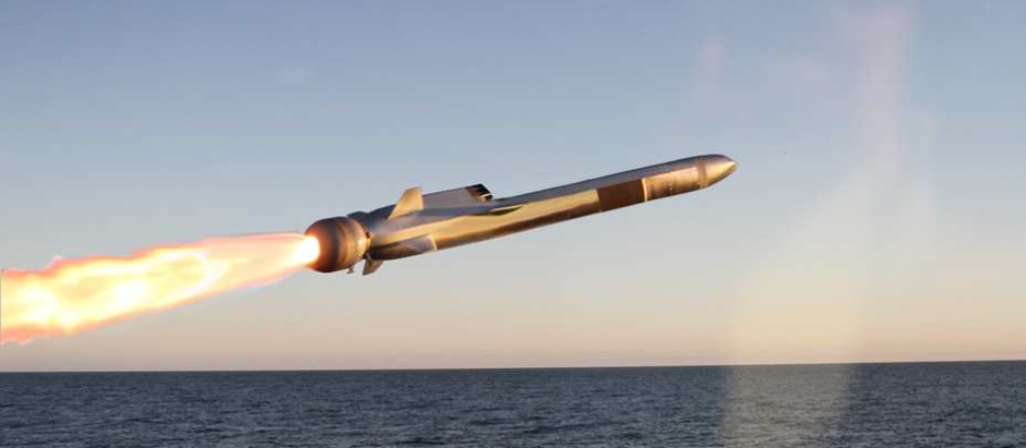 Lanzamiento de un misil NSM de Kongsberg, adquirido por la Armada española