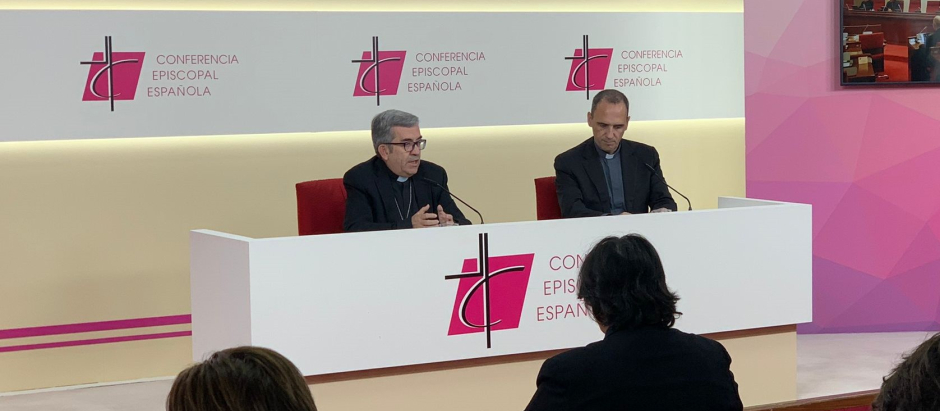 La Conferencia Episcopal Española estudia el borrador de "Persona, familia y sociedad"