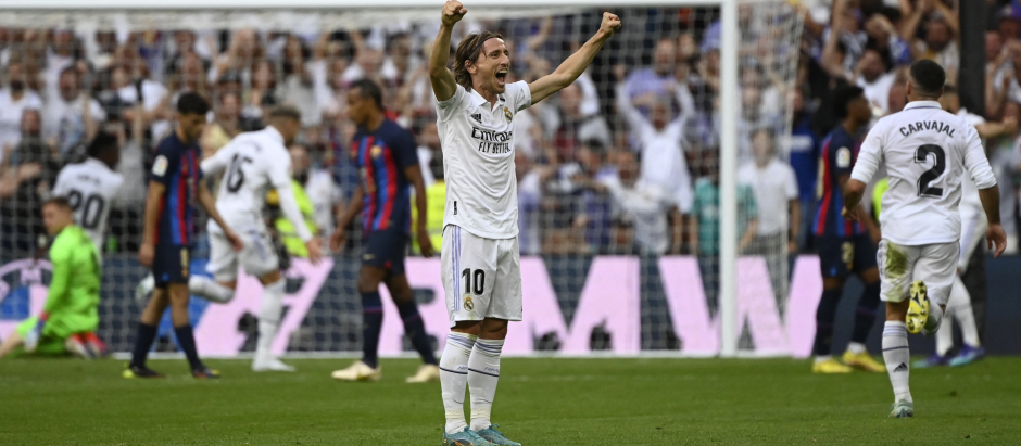 La felicidad de Luka Modric en el momento del segundo gol del Real Madrid al Barcelona