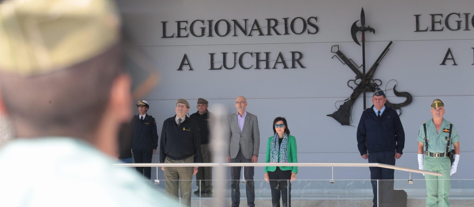 La ministra Robles participó en Viatór (Almería) el 14 de octubre en un homenaje a los cuatro legionarios que han fallecido recientemente