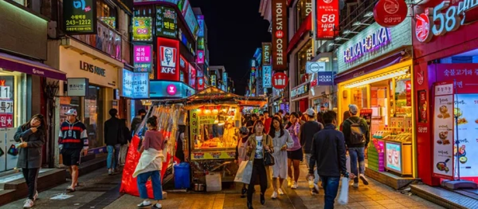 Barrio de Itaewon, en Seúl, Corea del Sur