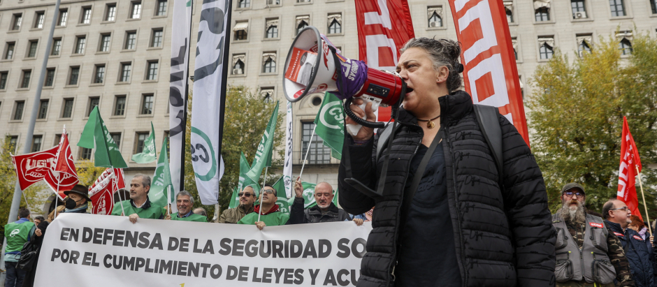 Protesta de la Central Sindical Independiente y de Funcionarios (CSIF), sindicato más representativo en las administraciones, por la situación de la Seguridad Social